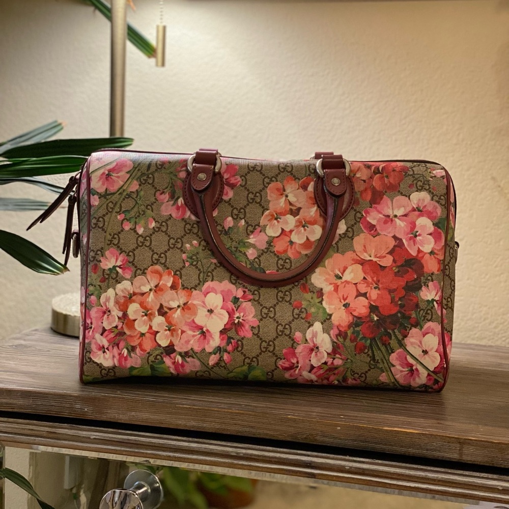 Great Condition Gucci Bag